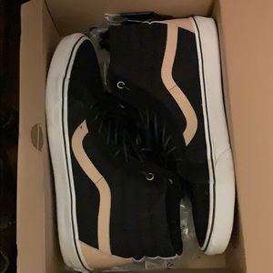 Men’s high top vans size 12